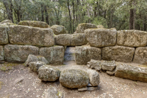 Parco Archeologico Bosco Seleni - Lanusei - Tomba dei Giganti II 