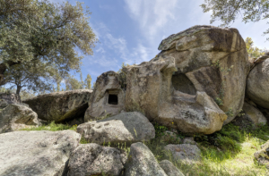 Parco Archeologico di Scerì Ilbono Domus de Janas 
