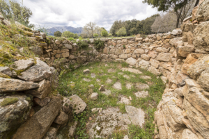 Tomba dei Giganti e Tempio di Sa Carcaredda Villagrande Strisaili 